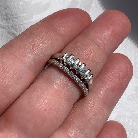 Platinum 950 Diamond Wedding Band - Picture 3 of 6